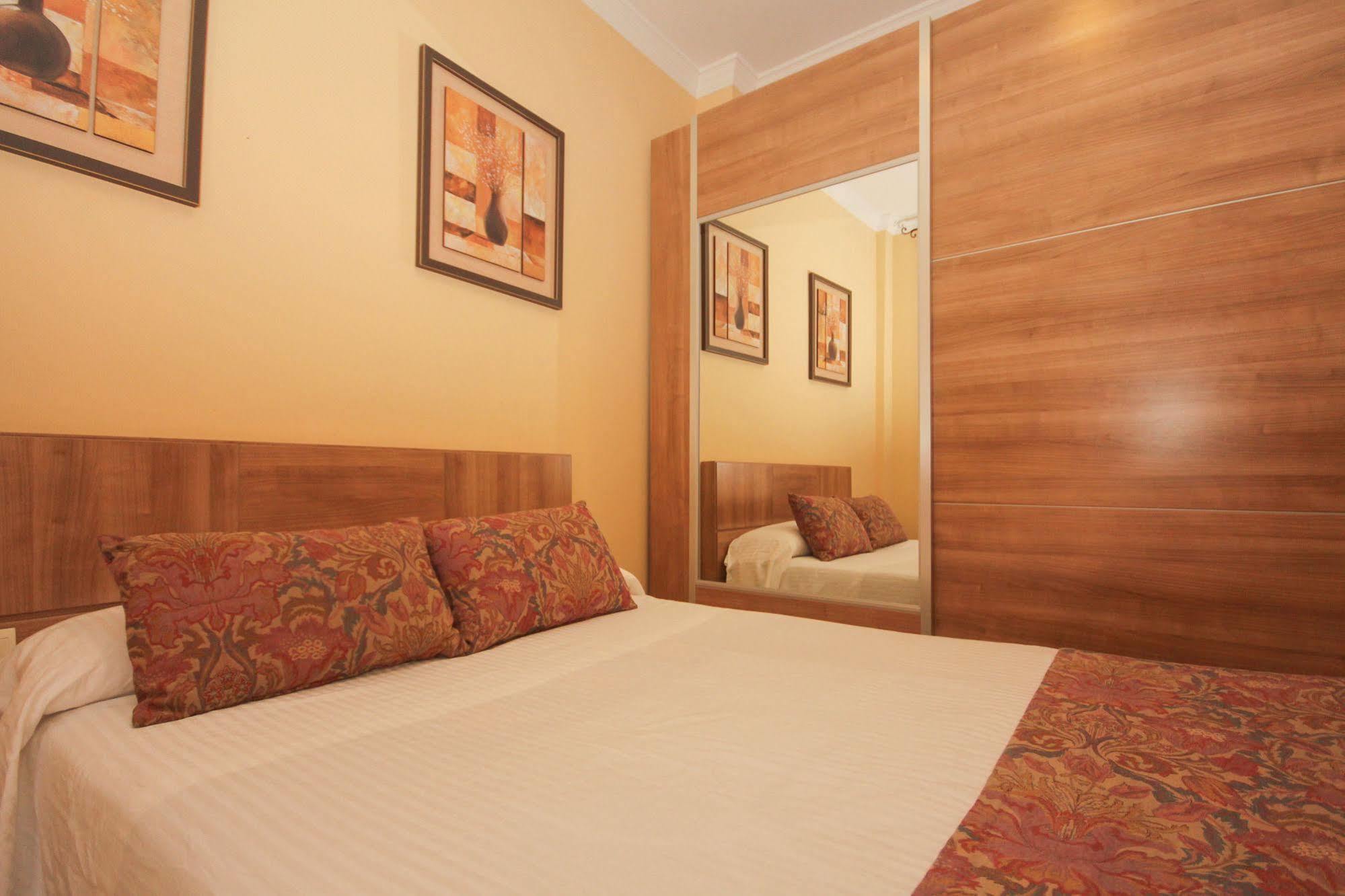 โฮสทอล คอสตา อซูล Hotel กรานาดา ภายนอก รูปภาพ