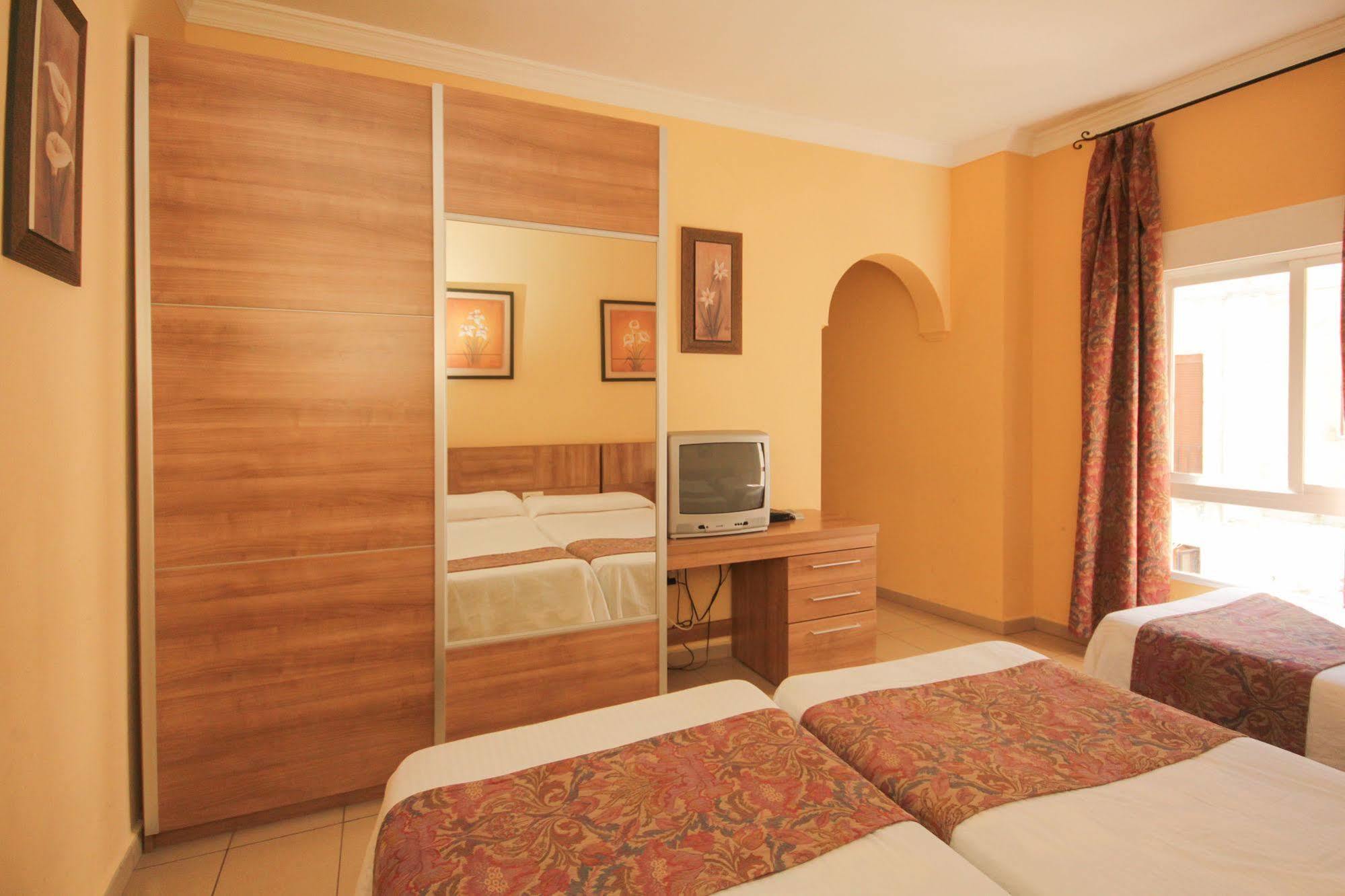 โฮสทอล คอสตา อซูล Hotel กรานาดา ภายนอก รูปภาพ