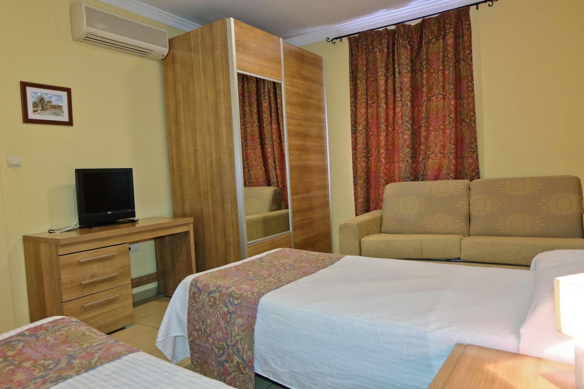 โฮสทอล คอสตา อซูล Hotel กรานาดา ภายนอก รูปภาพ
